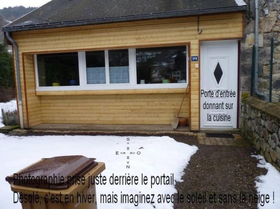 Maison Lumineuse Et Spacieuse Avec Terrain Bourboule Zewnętrze zdjęcie