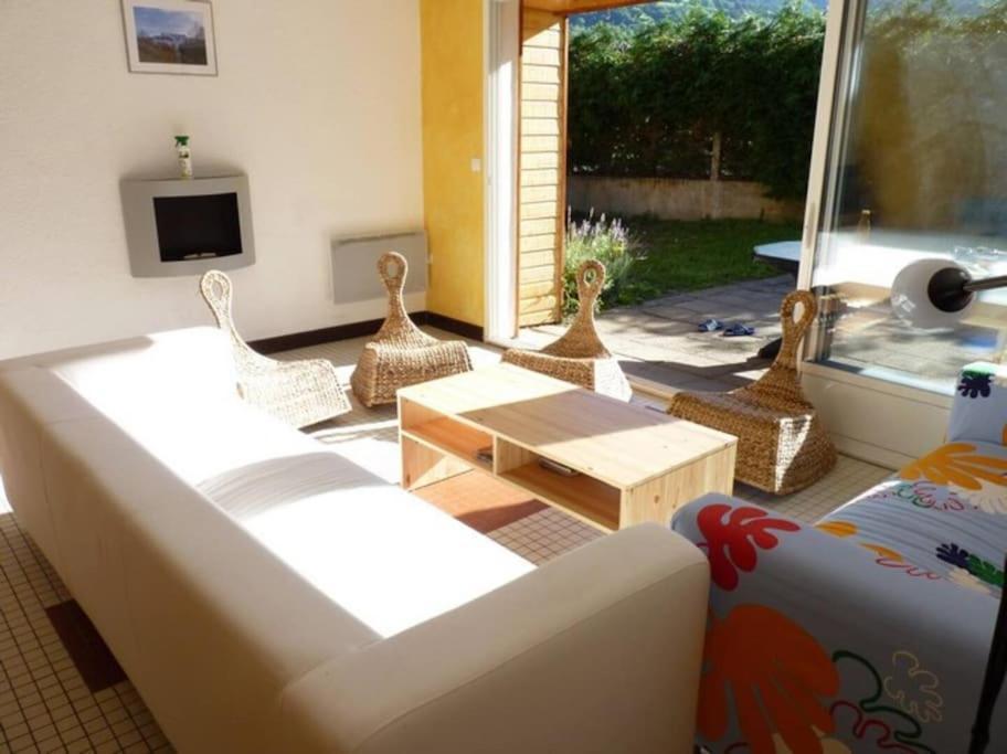 Maison Lumineuse Et Spacieuse Avec Terrain Bourboule Zewnętrze zdjęcie